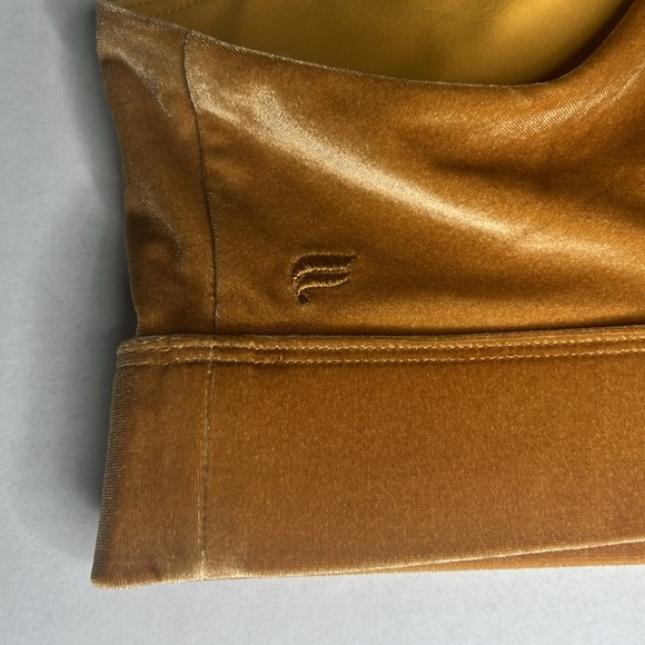 Fabletics Oasis Twist Velour Sports Bra - Picture 4 of 5